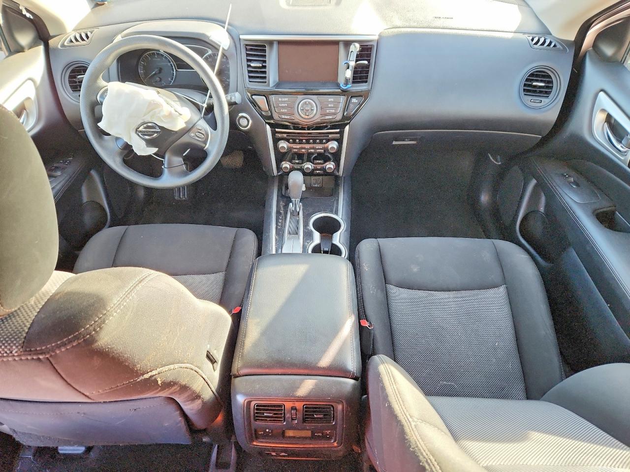 2020 NISSAN PATHFINDER S photo 8