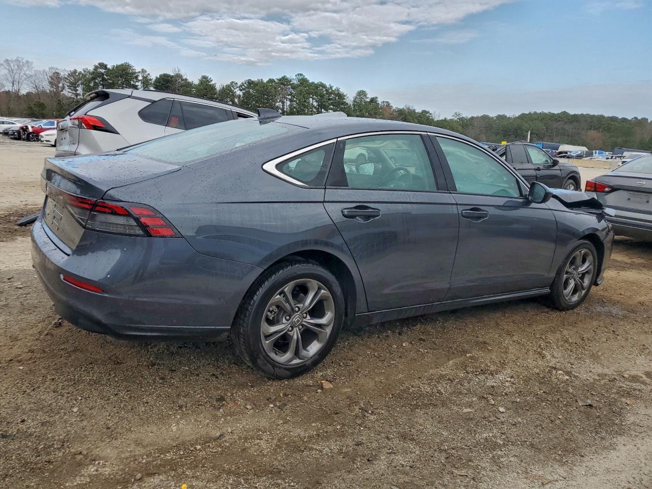 2024 HONDA ACCORD EX photo 3