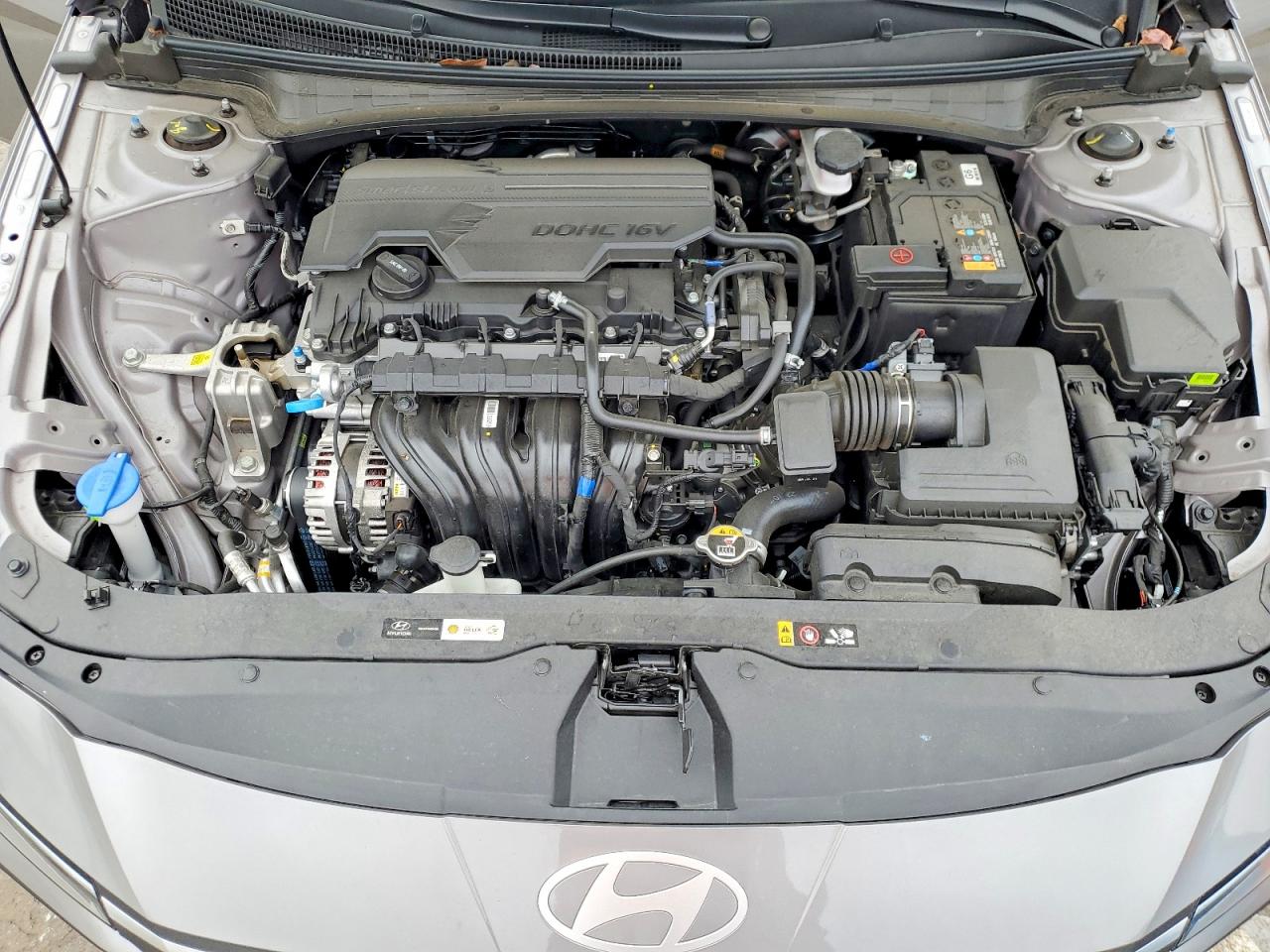 2025 HYUNDAI ELANTRA SEL SPORT photo 11