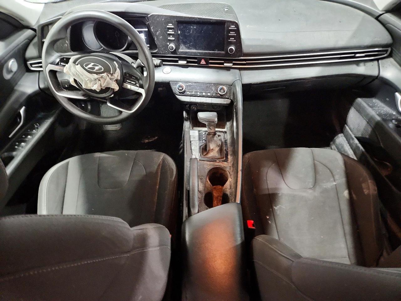 2023 HYUNDAI ELANTRA SEL photo 8
