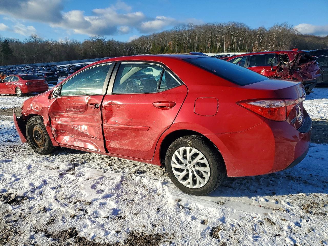 2017 TOYOTA COROLLA LE photo 2