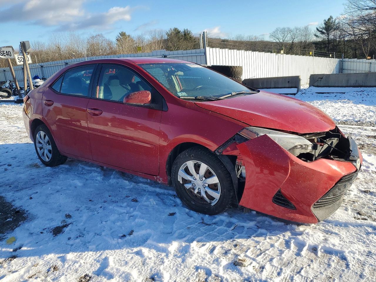 2017 TOYOTA COROLLA LE photo 4