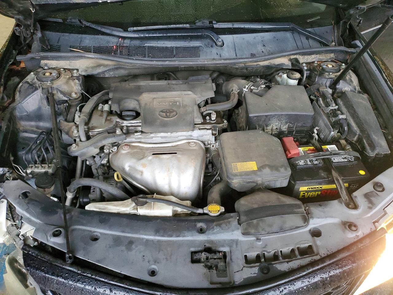 2014 TOYOTA CAMRY L photo 11