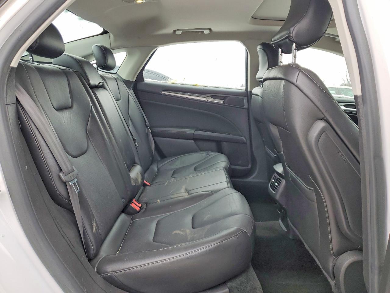 2016 FORD FUSION TITANIUM photo 28