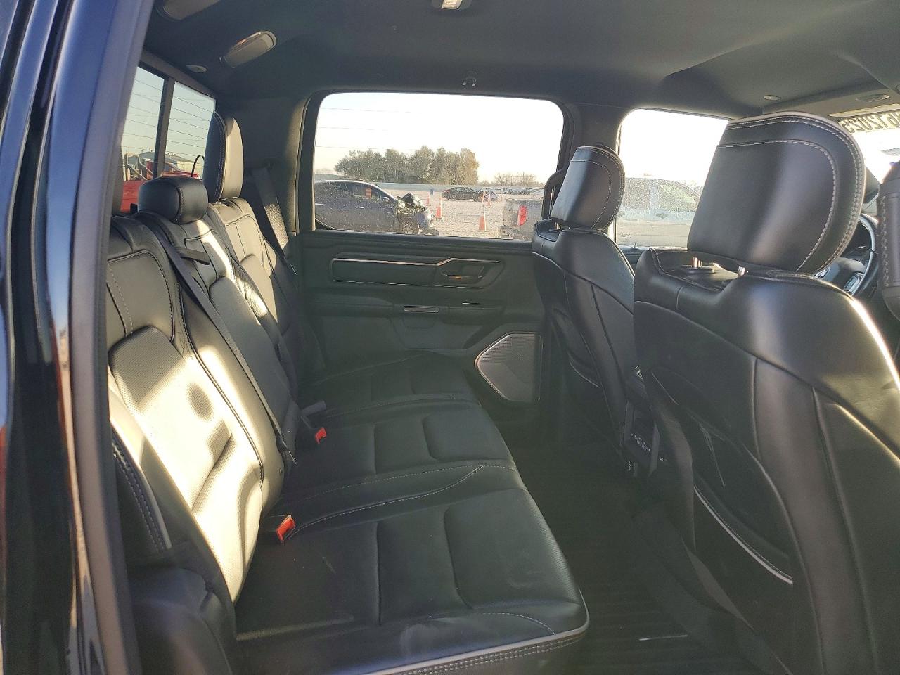 2021 RAM 1500 LIMITED photo 10