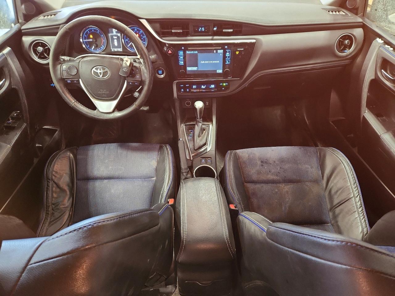 2017 TOYOTA COROLLA L photo 8