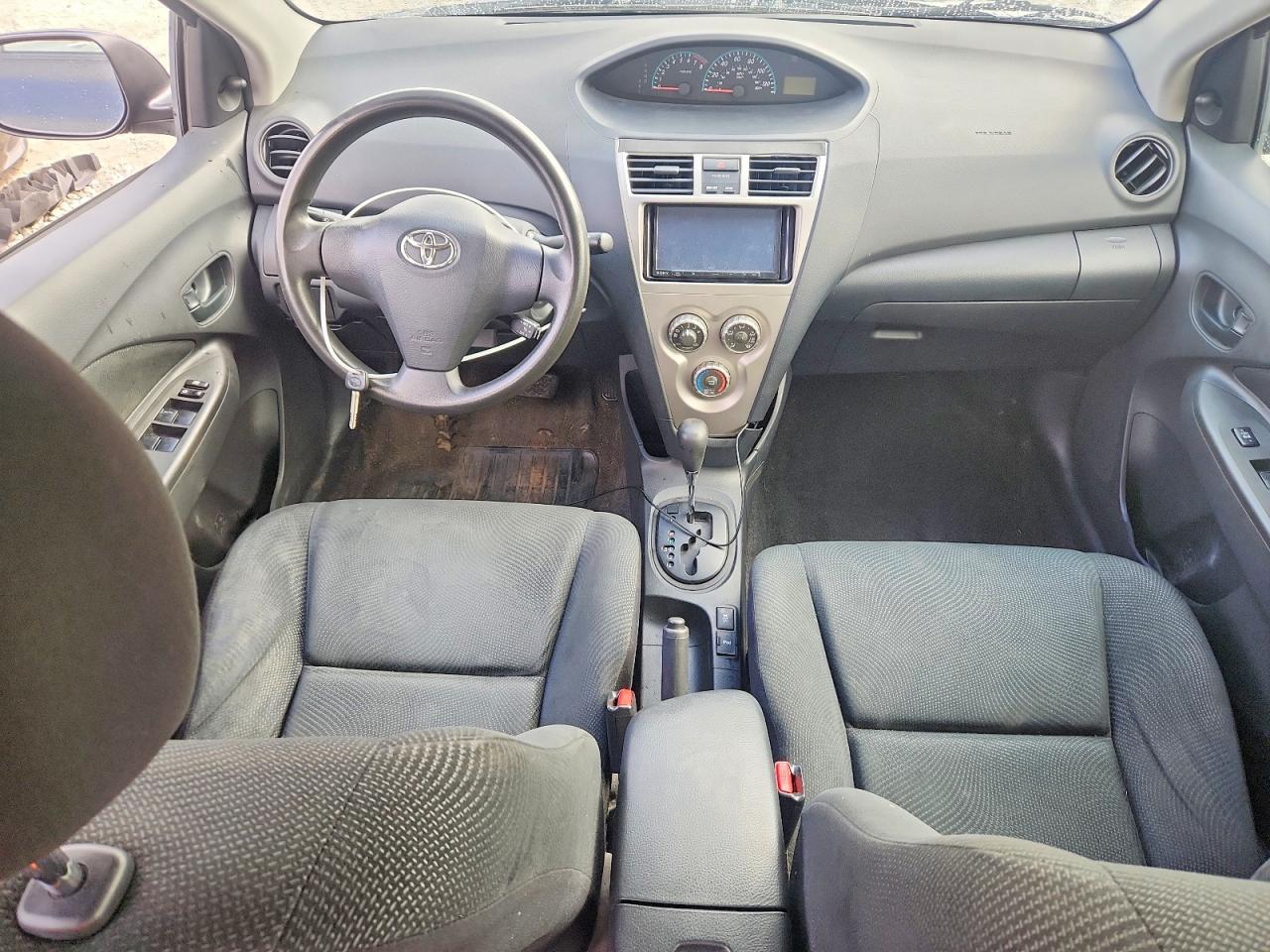 2012 TOYOTA YARIS FLEET photo 8