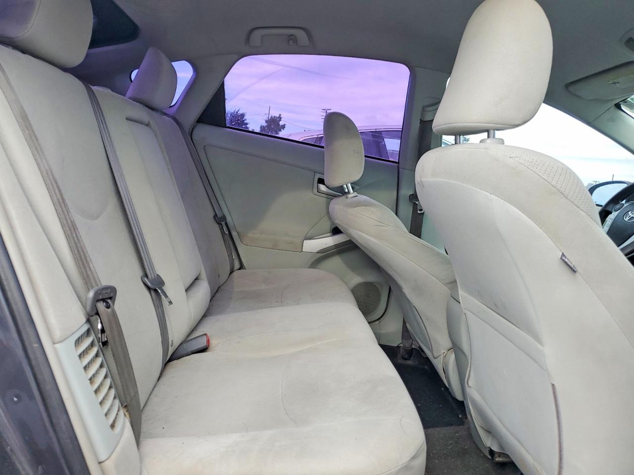 2013 TOYOTA PRIUS photo 10