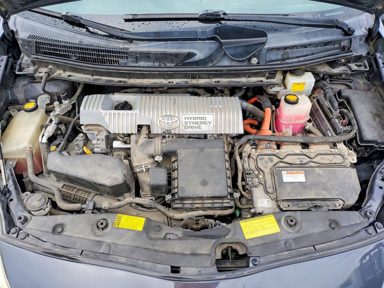 2013 TOYOTA PRIUS photo 11
