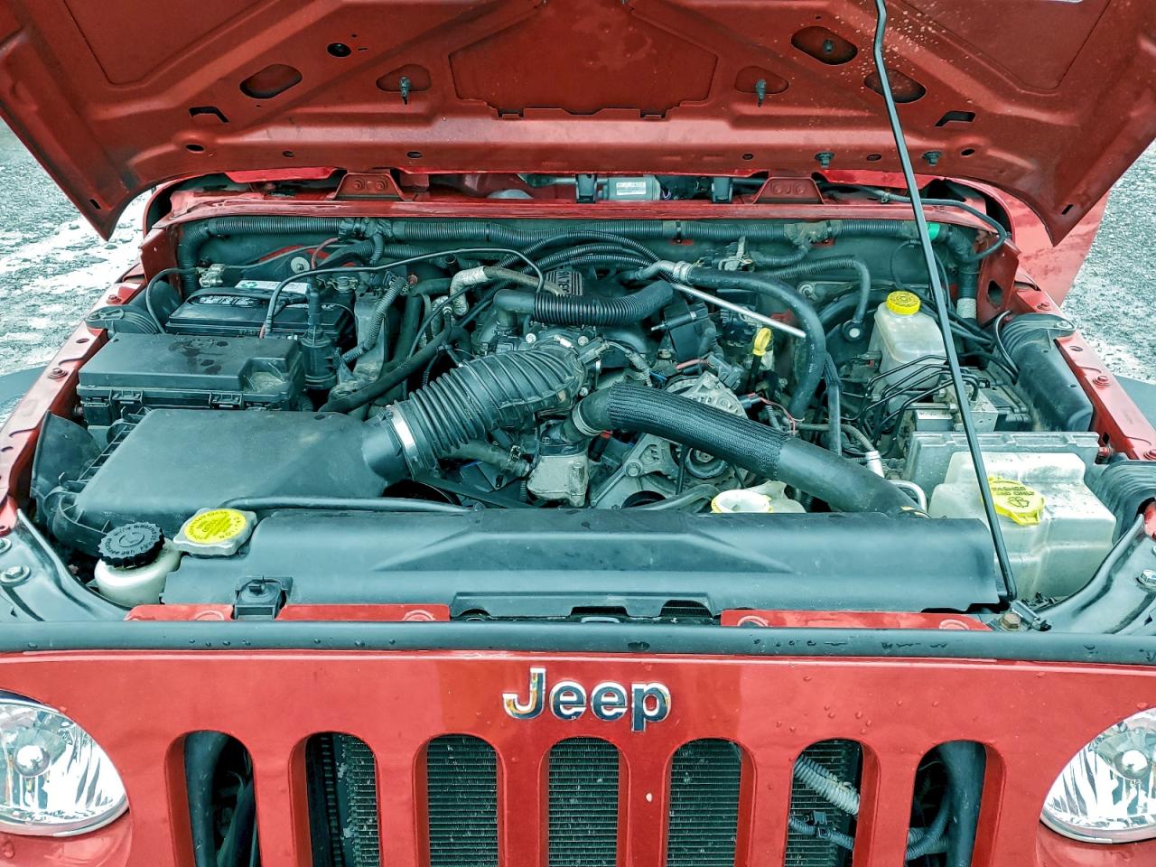 2010 JEEP WRANGLER SPORT photo 12