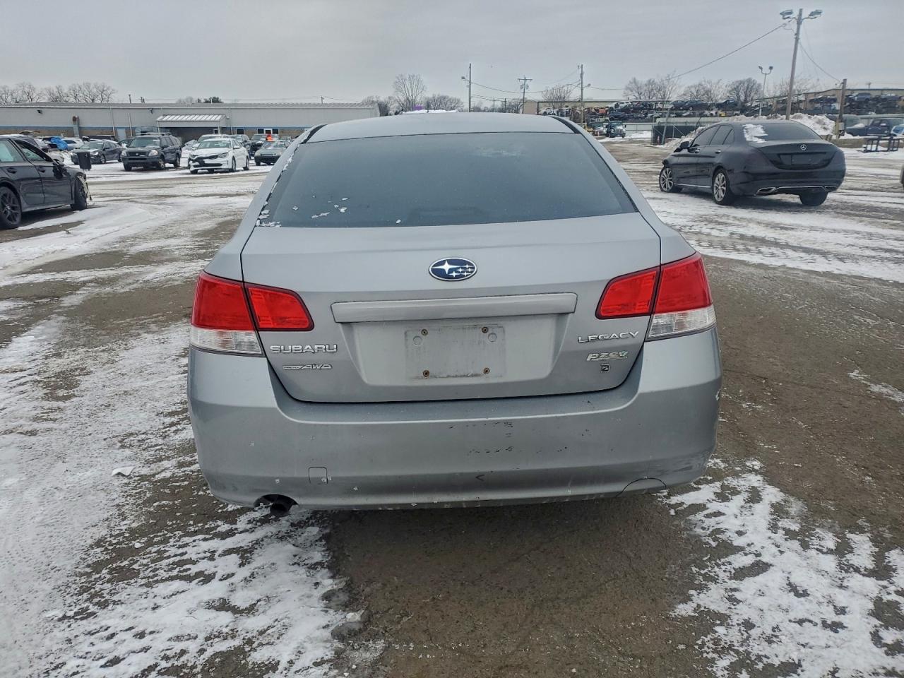 2010 SUBARU LEGACY 2.5I photo 6