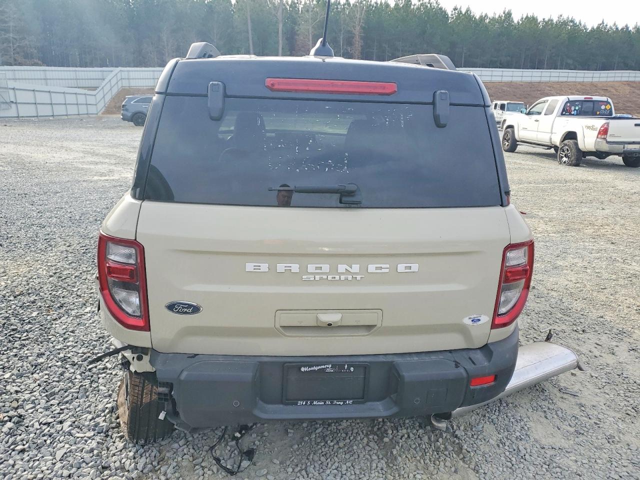 2025 FORD BRONCO SPORT OUTER BANKS photo 6