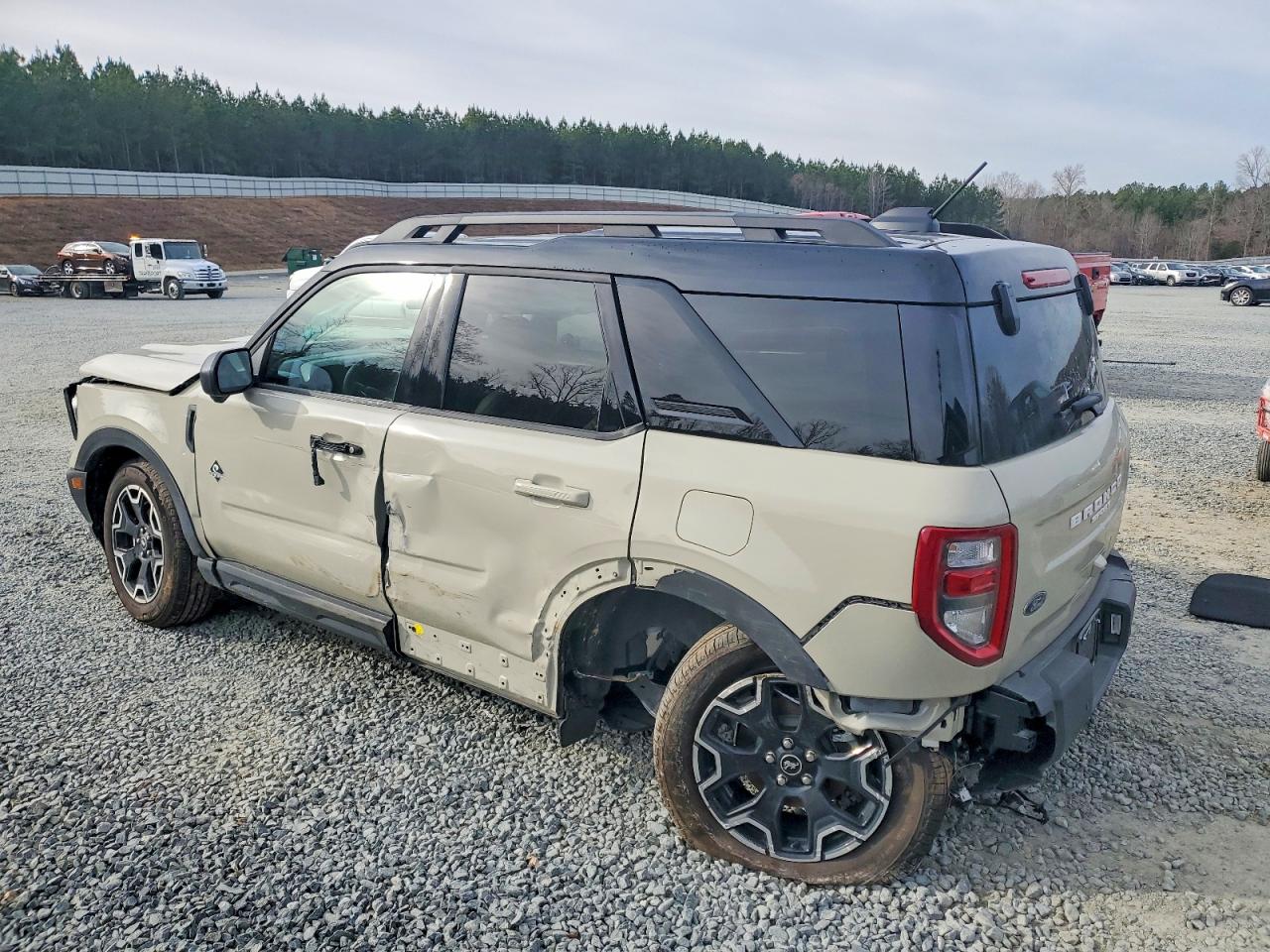 2025 FORD BRONCO SPORT OUTER BANKS photo 2