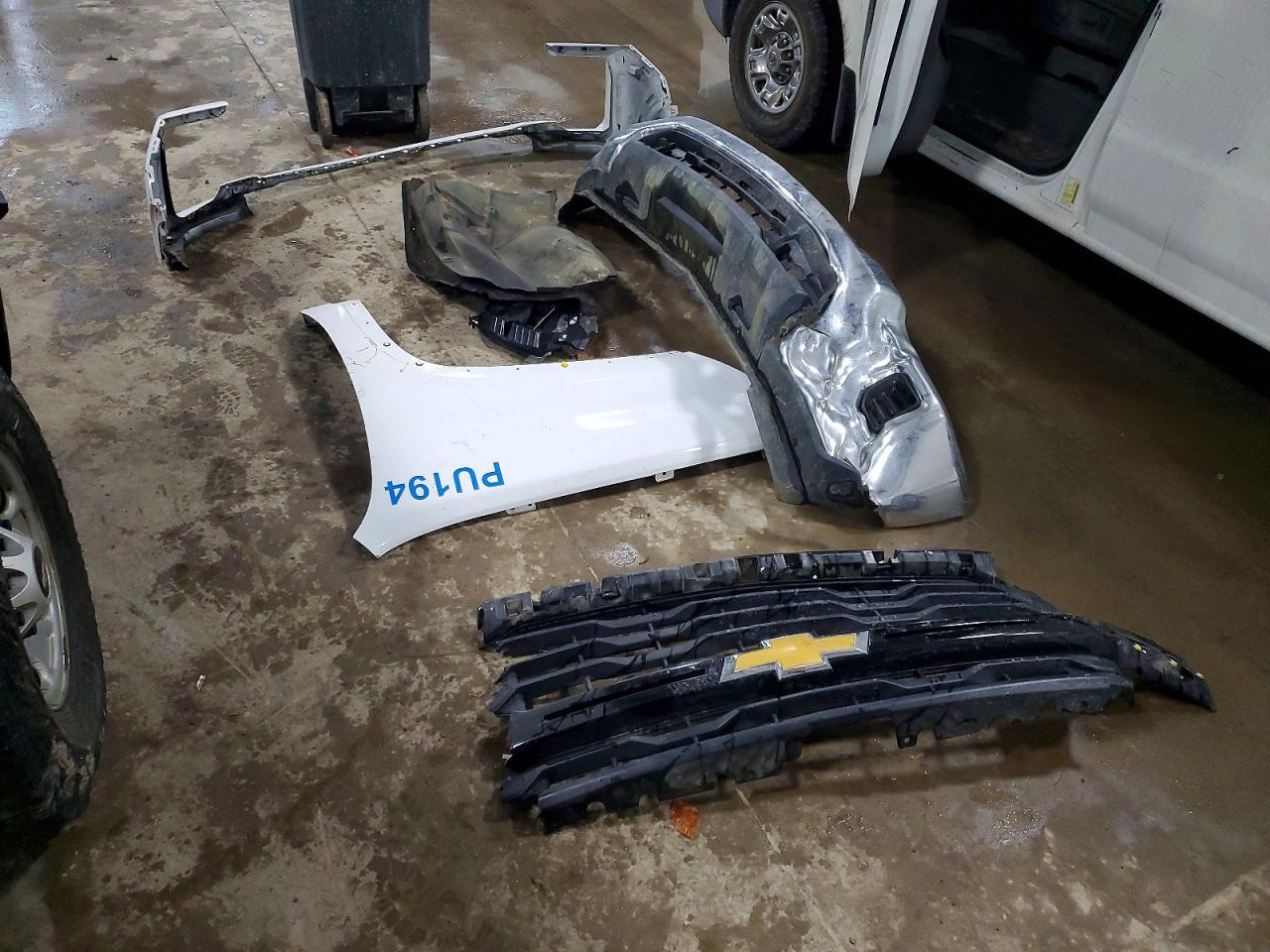 2024 CHEVROLET SILVERADO K2500 HEAVY DUTY photo 13