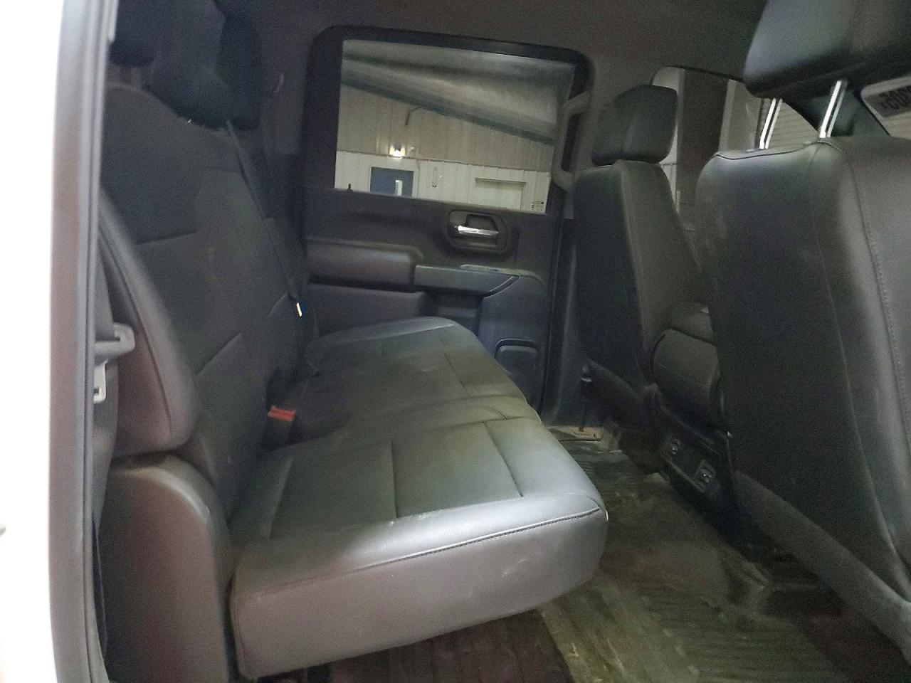 2024 CHEVROLET SILVERADO K2500 HEAVY DUTY photo 11