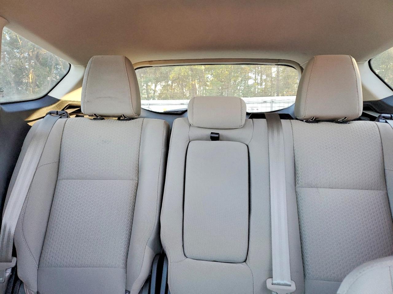 2017 FORD ESCAPE SE photo 10