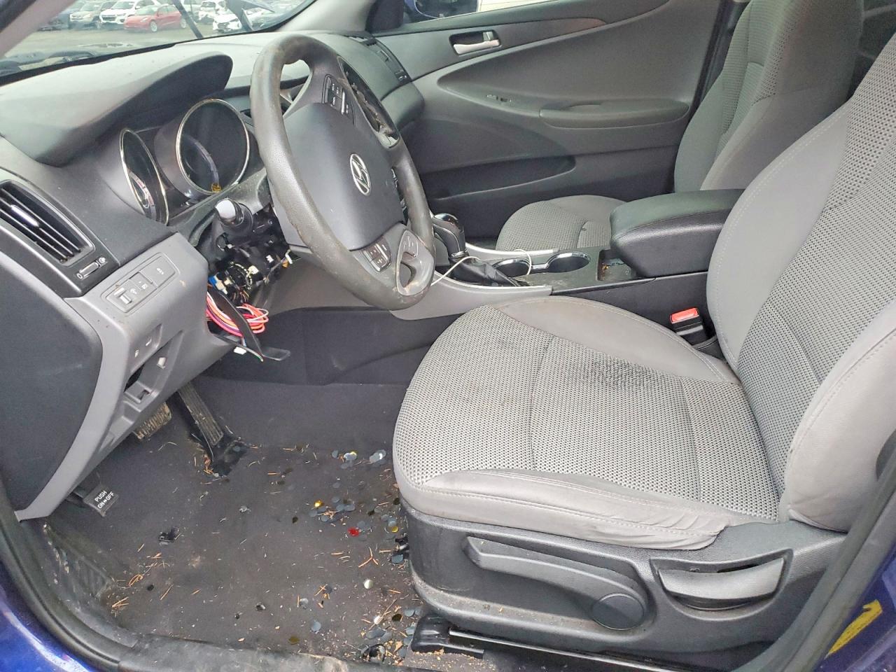 2012 HYUNDAI SONATA GLS photo 7