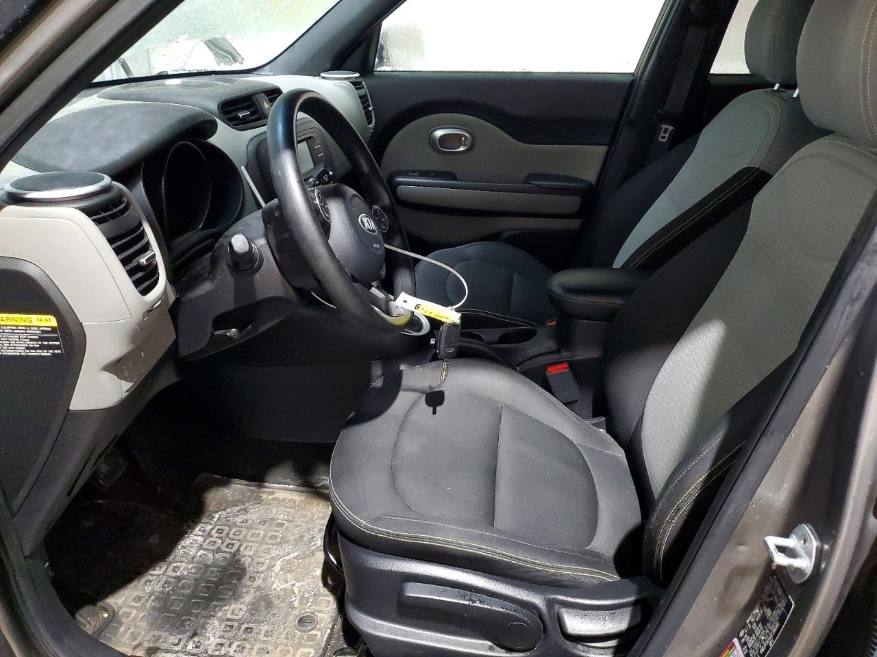 2016 KIA SOUL + photo 7