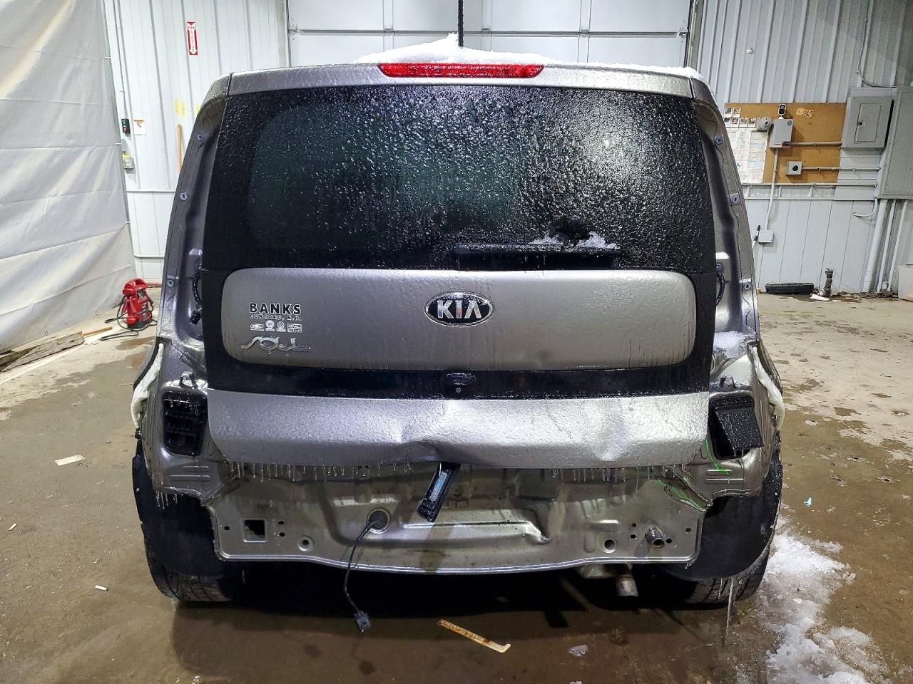 2016 KIA SOUL + photo 6