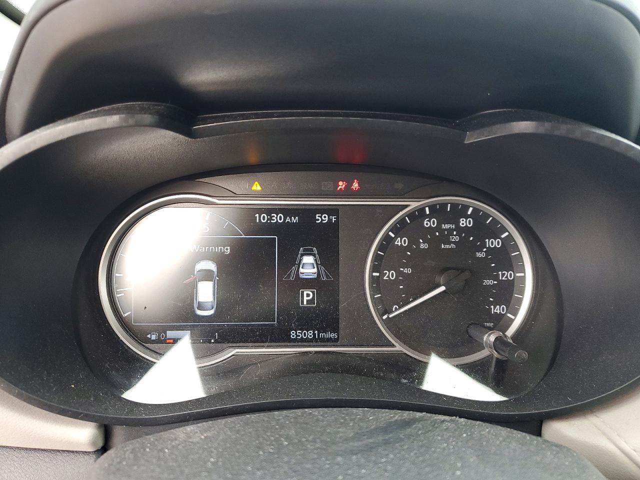 2021 NISSAN VERSA SV photo 9