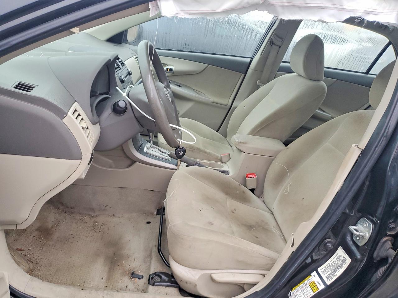 2010 TOYOTA COROLLA BASE photo 7
