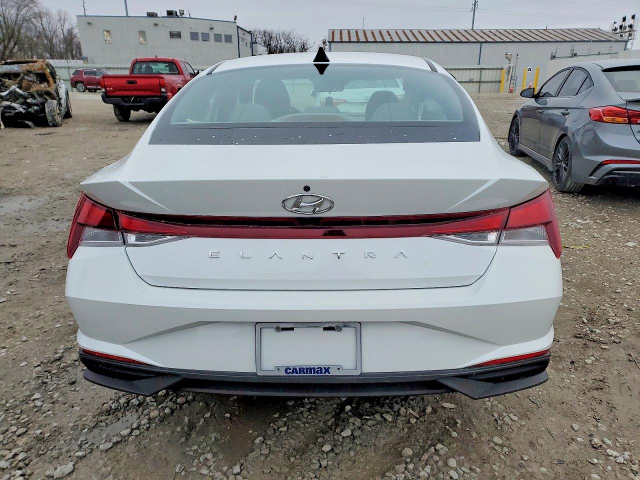 2023 HYUNDAI ELANTRA SEL photo 16