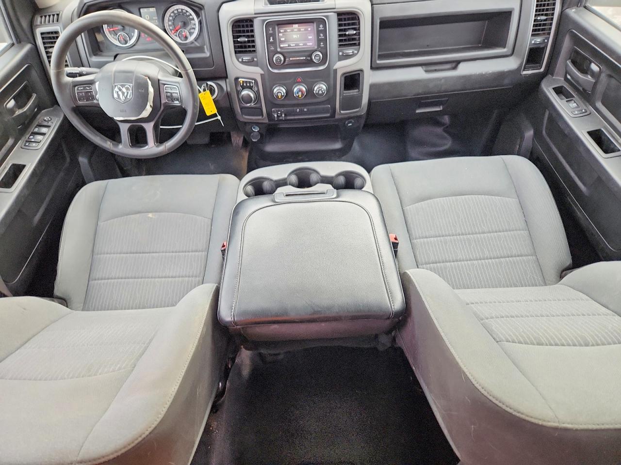 2022 RAM 1500 CLASSIC TRADESMAN photo 29