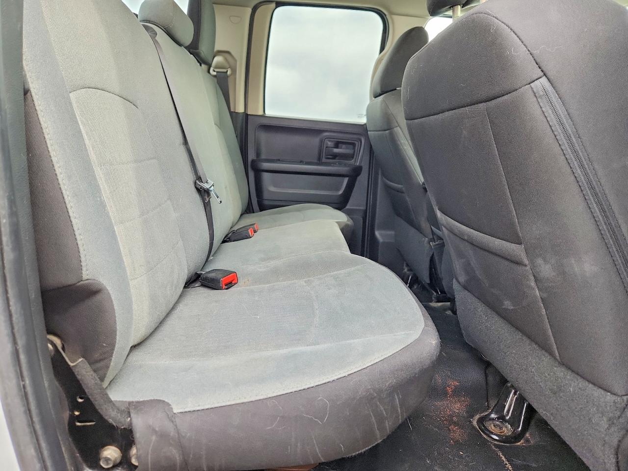2022 RAM 1500 CLASSIC TRADESMAN photo 37