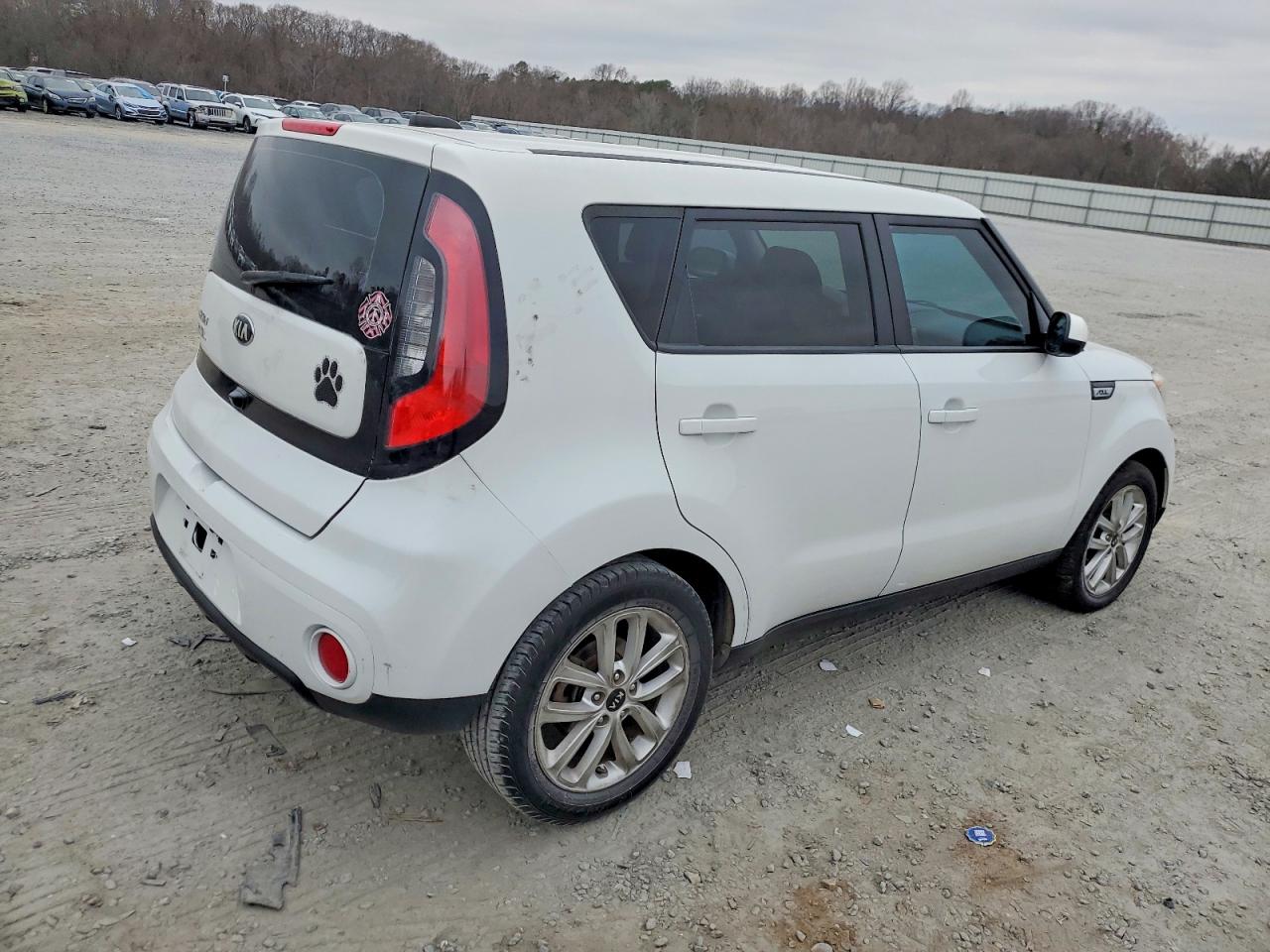 2018 KIA SOUL + photo 3