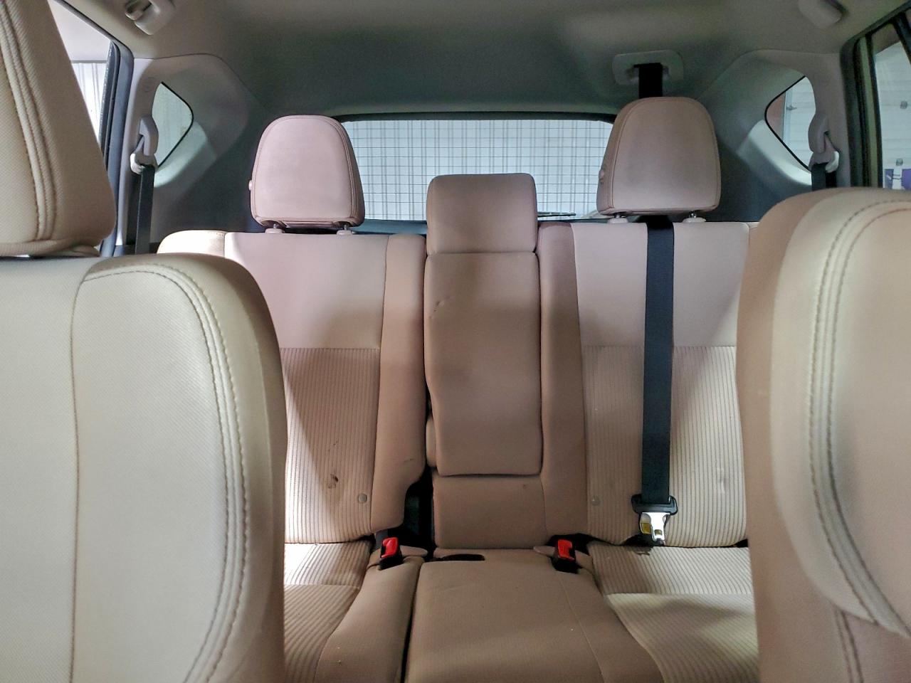 2014 TOYOTA RAV4 XLE photo 10