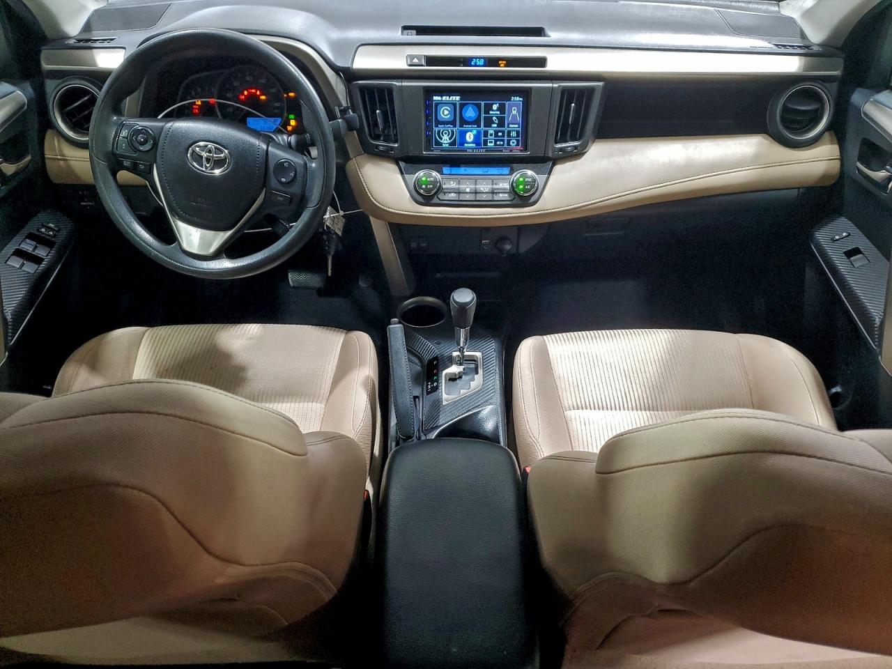 2014 TOYOTA RAV4 XLE photo 8