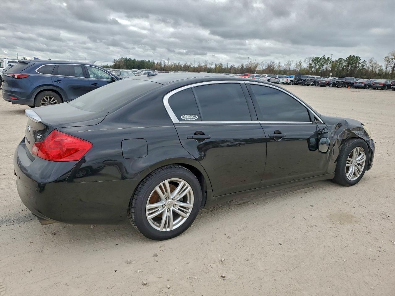 2012 INFINITI G37 BASE photo 3