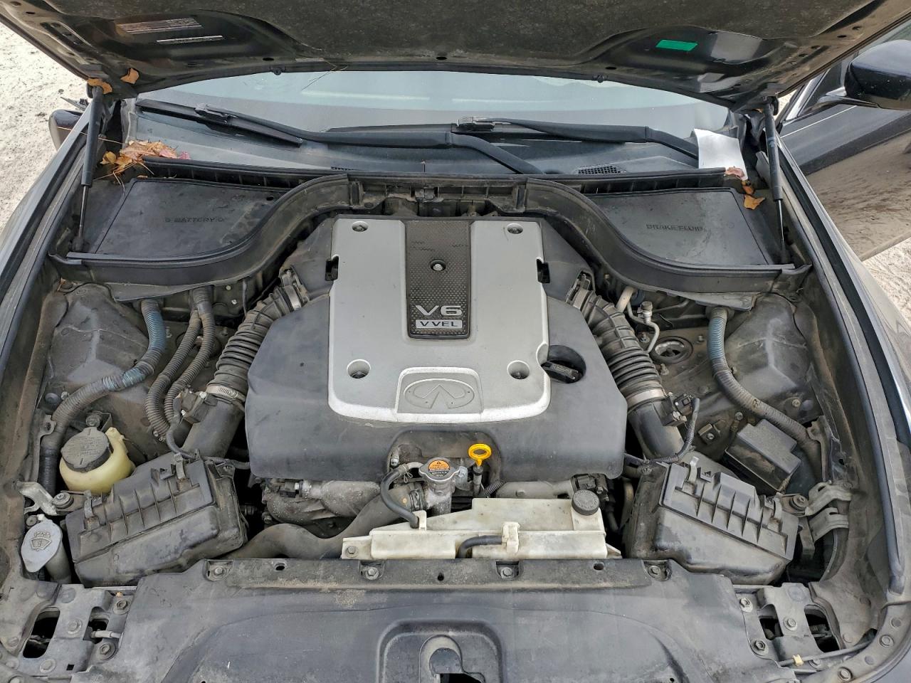 2012 INFINITI G37 BASE photo 11