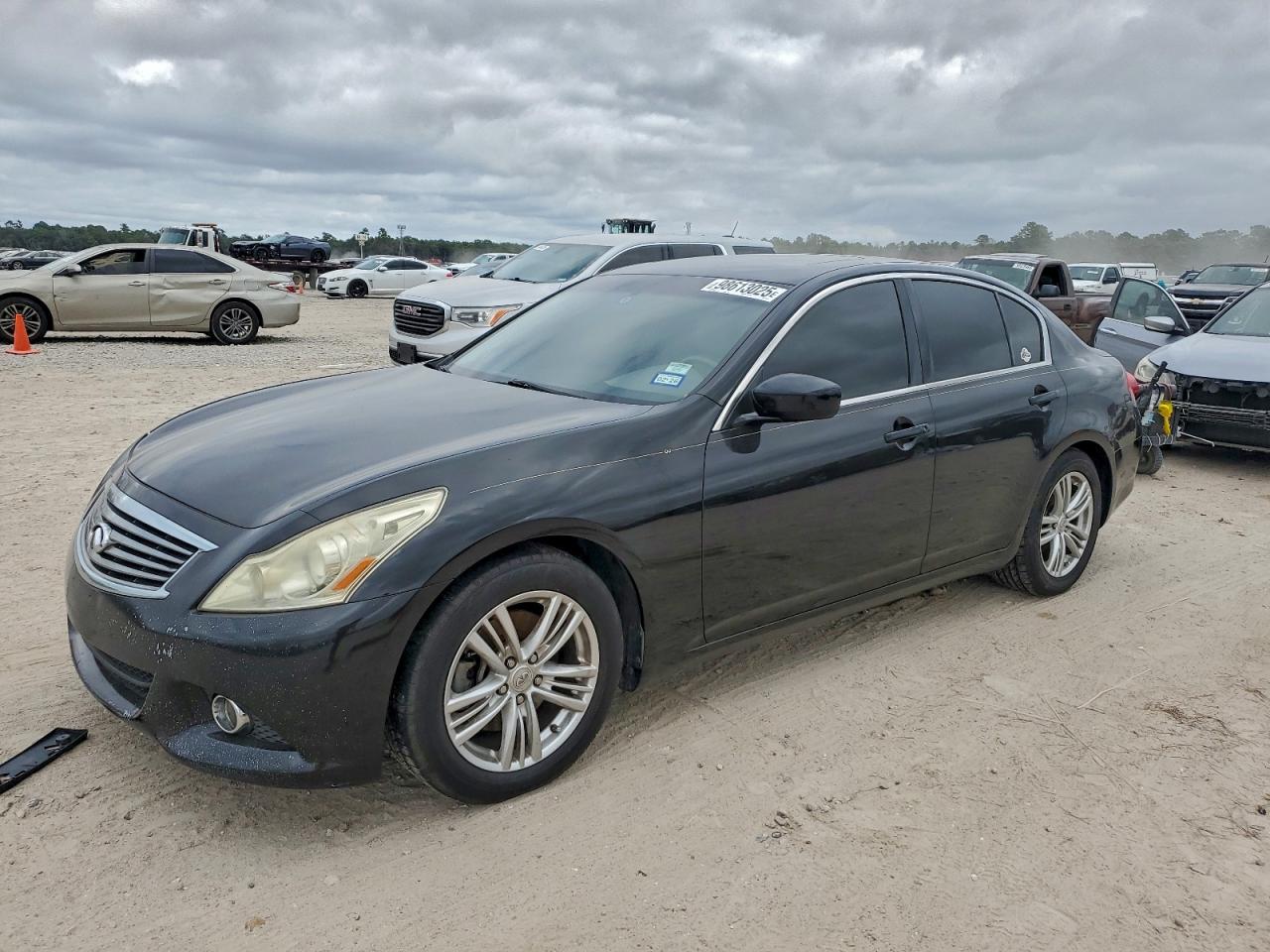 2012 INFINITI G37