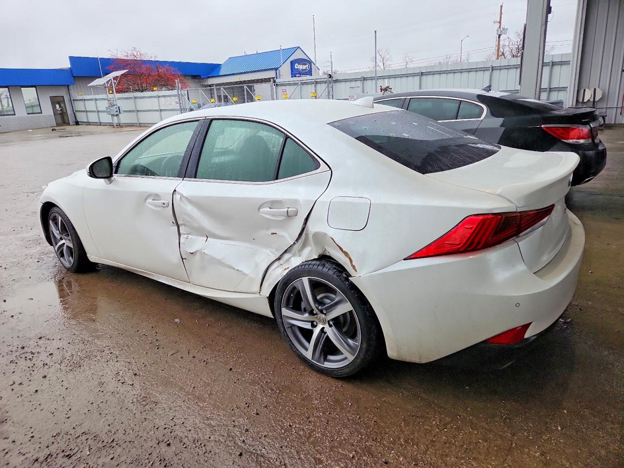 2019 LEXUS IS 300 photo 2