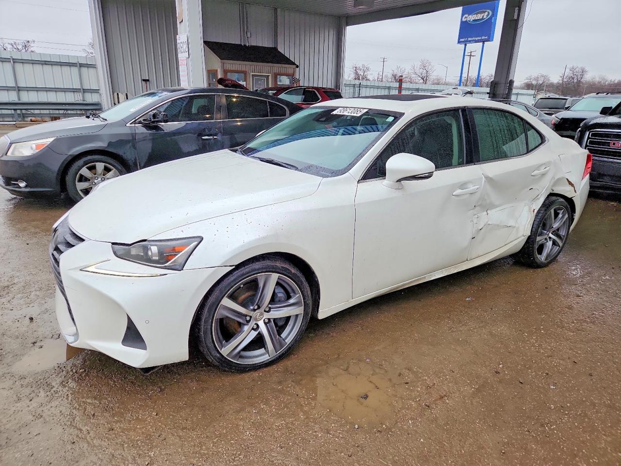 2019 LEXUS IS