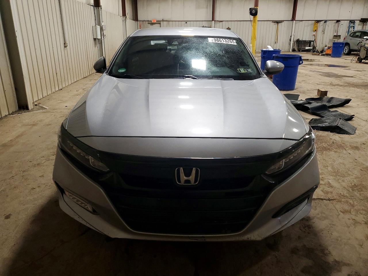 2018 HONDA ACCORD SPORT photo 5