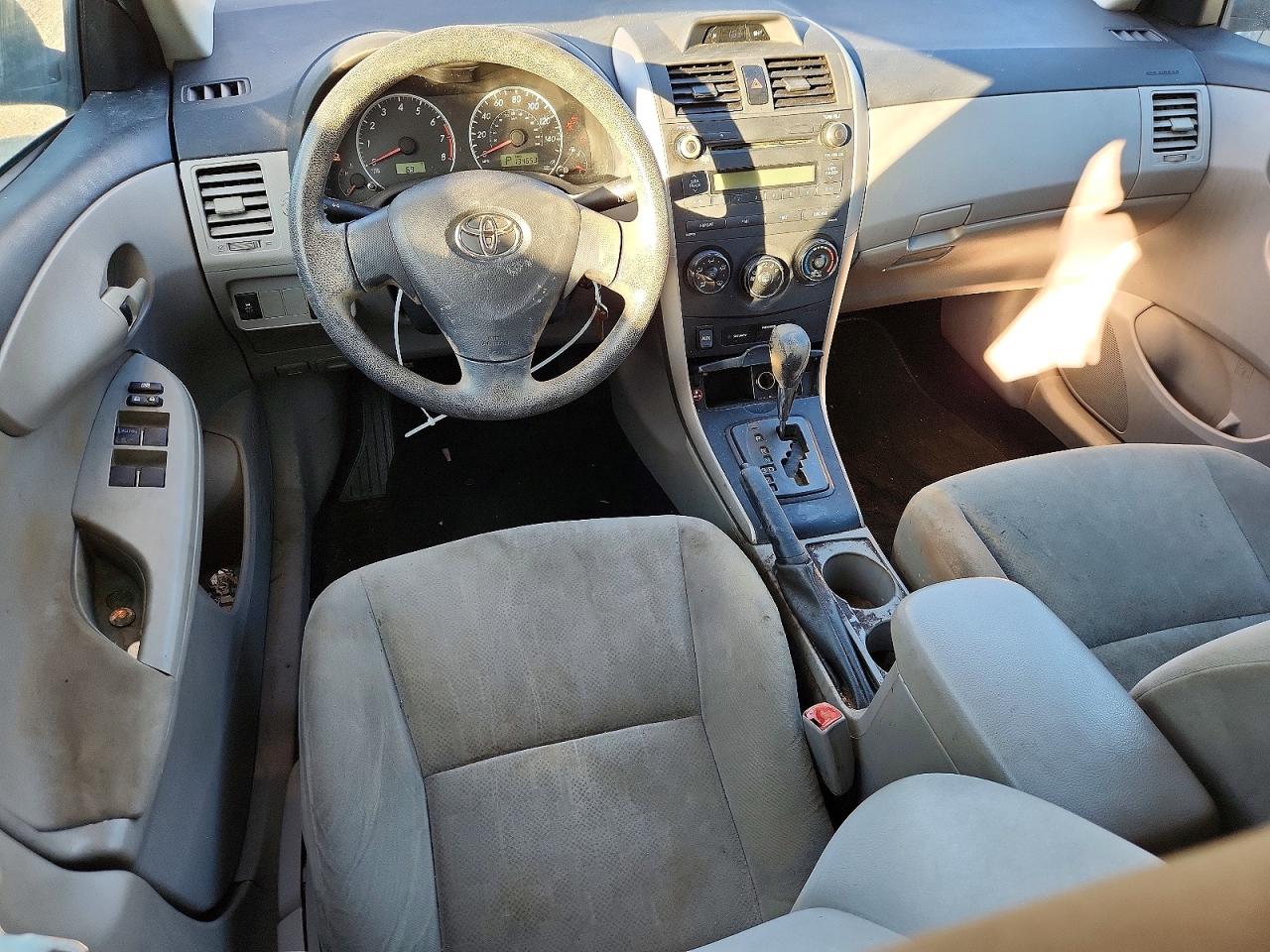 2013 TOYOTA COROLLA BASE photo 15