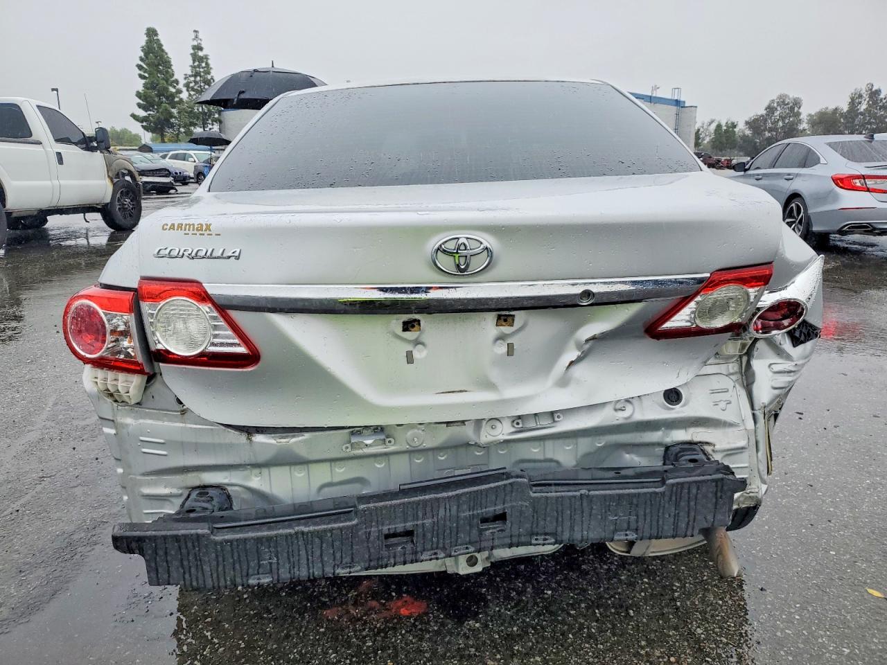 2013 TOYOTA COROLLA BASE photo 11