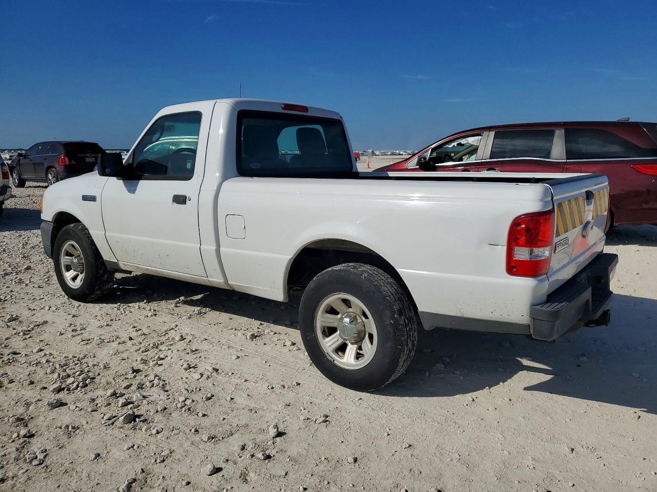 2011 FORD RANGER photo 2