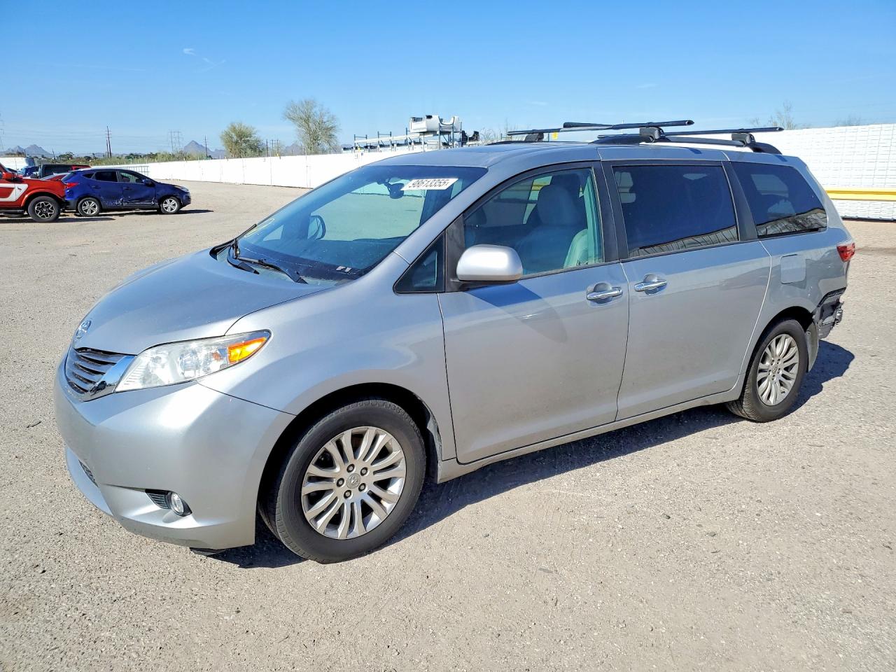 2015 TOYOTA SIENNA
