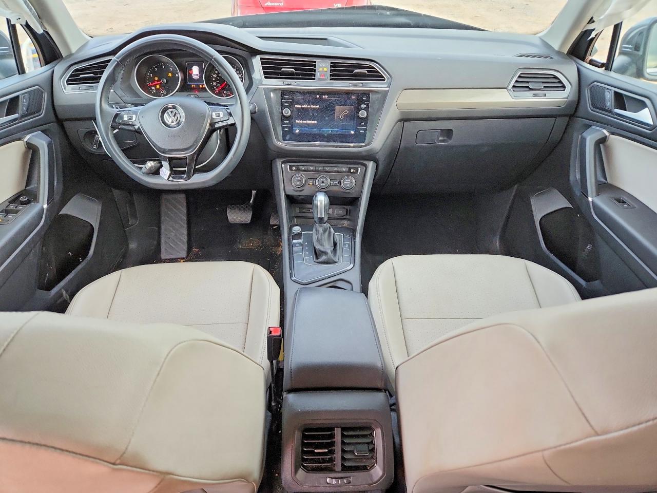 2020 VOLKSWAGEN TIGUAN SE photo 8