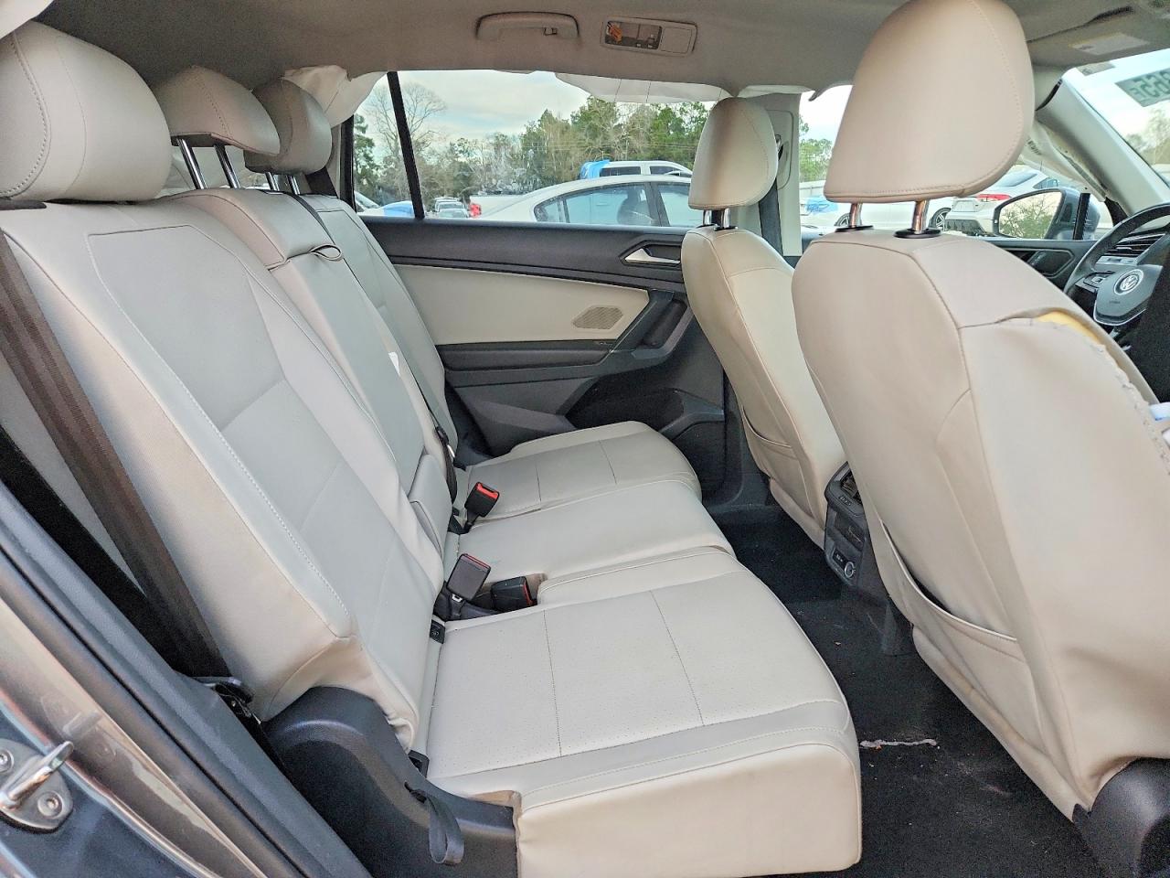 2020 VOLKSWAGEN TIGUAN SE photo 11