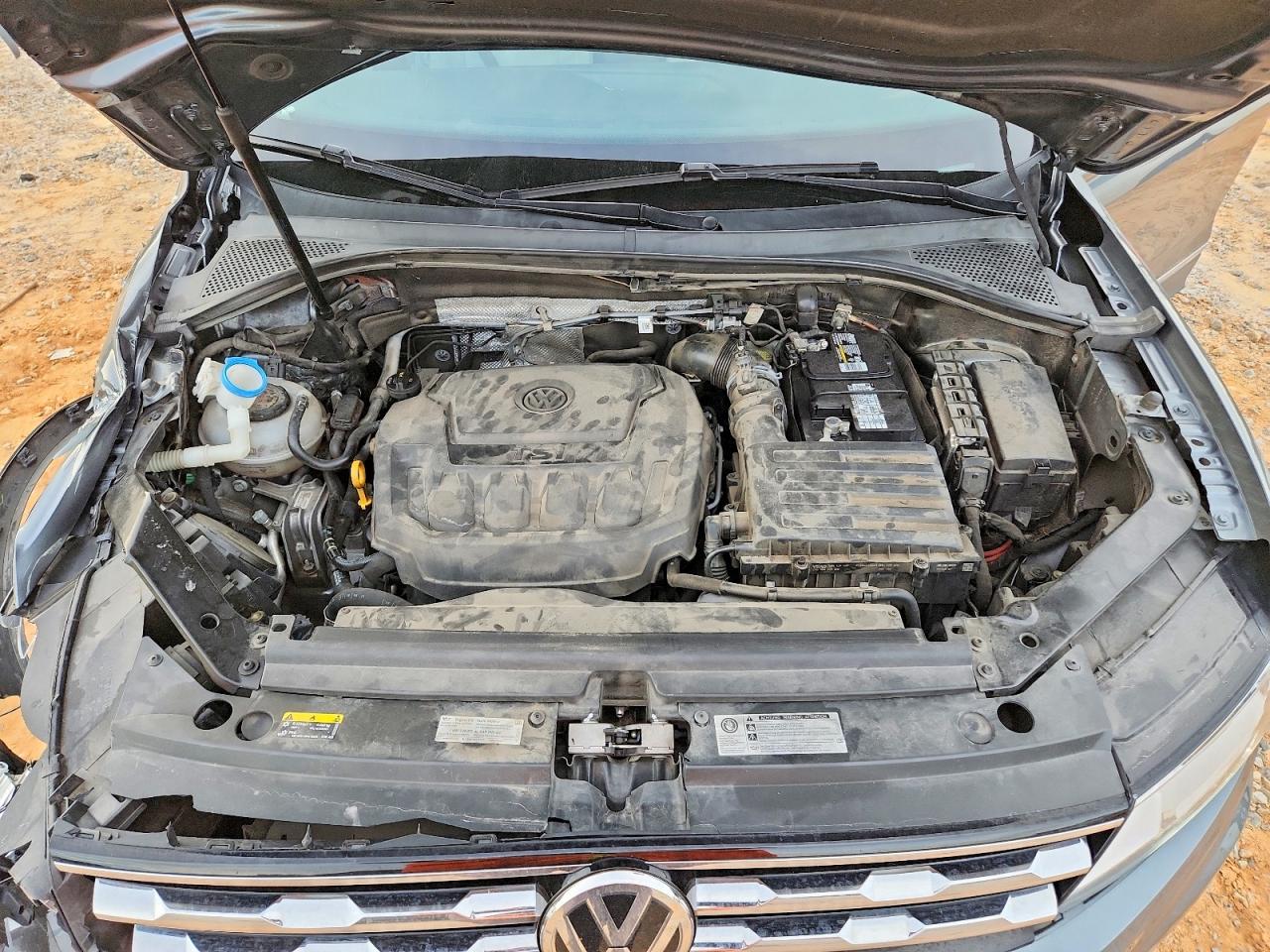 2020 VOLKSWAGEN TIGUAN SE photo 12