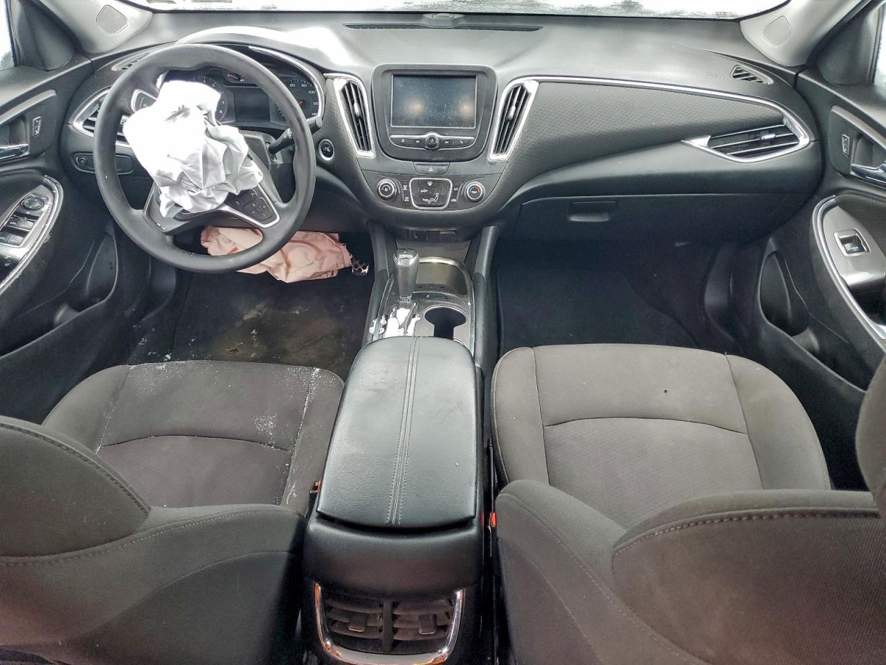 2018 CHEVROLET MALIBU LT photo 8