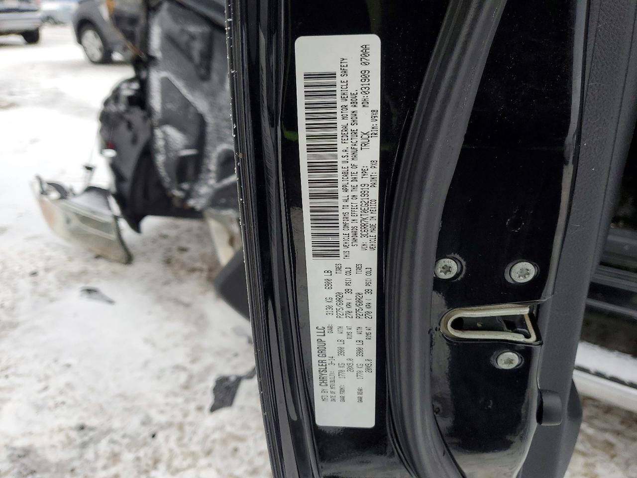 2014 RAM 1500 ST photo 12