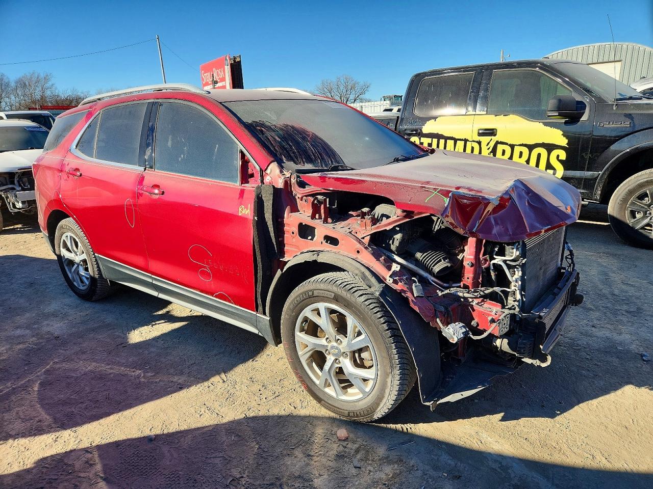 2019 CHEVROLET EQUINOX LT photo 4