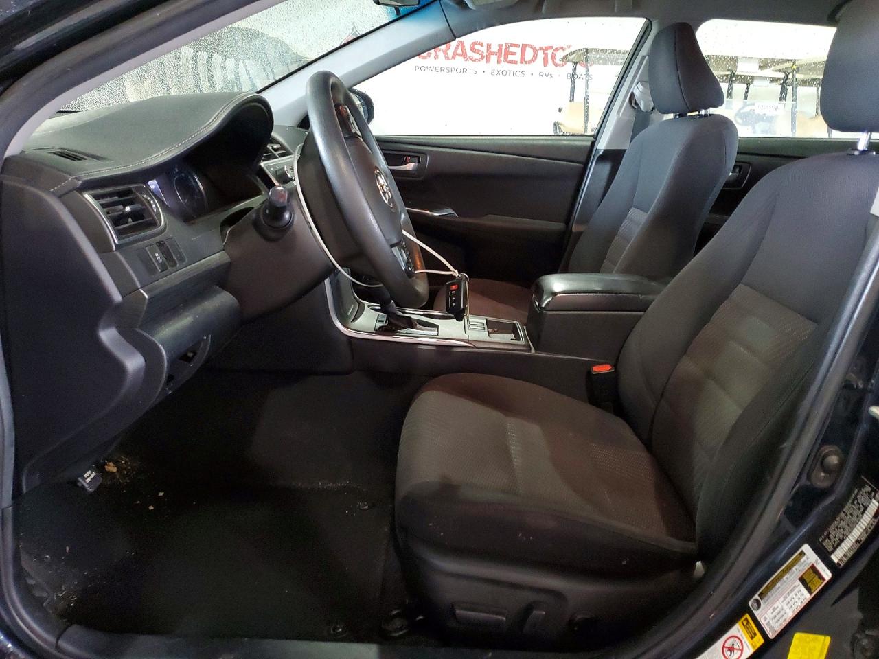 2016 TOYOTA CAMRY HYBRID photo 13