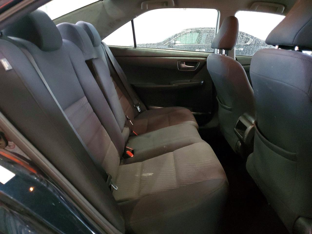 2016 TOYOTA CAMRY HYBRID photo 19