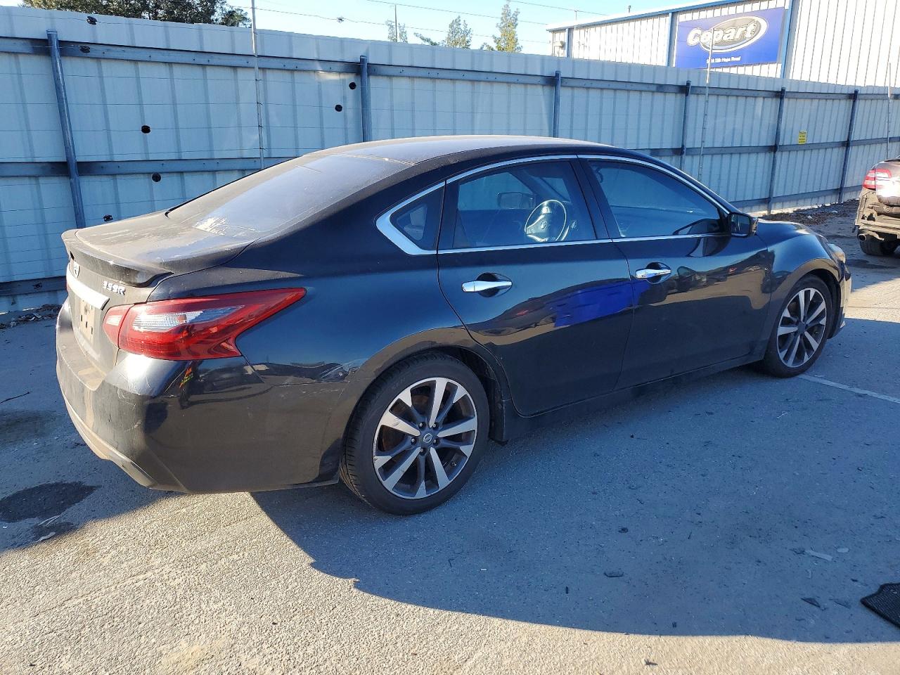 2017 NISSAN ALTIMA 3.5SL photo 3